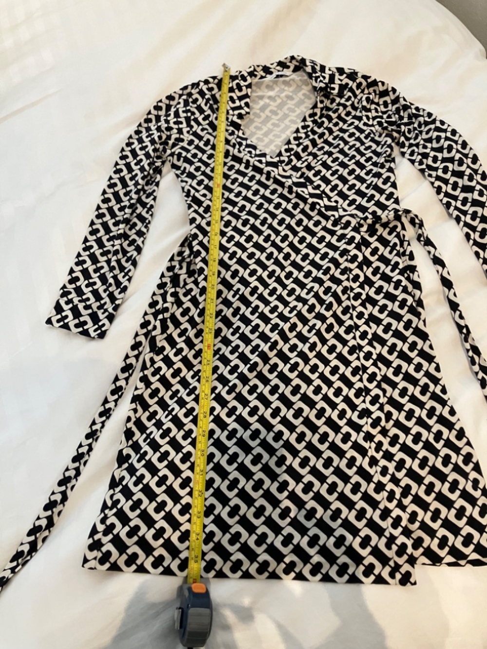 DVF Diane von Furstenberg Julian 100% Silk Jersey Wrap Dress - Picture 8 of 9